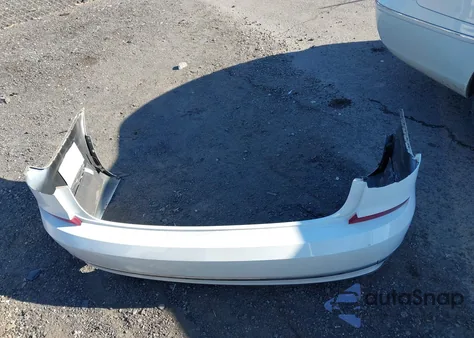 2018 Volkswagen Passat 2.0T R-Line/2.0T S z USA, uszkodzony, nr VIN 1VWAA7A31JC011458